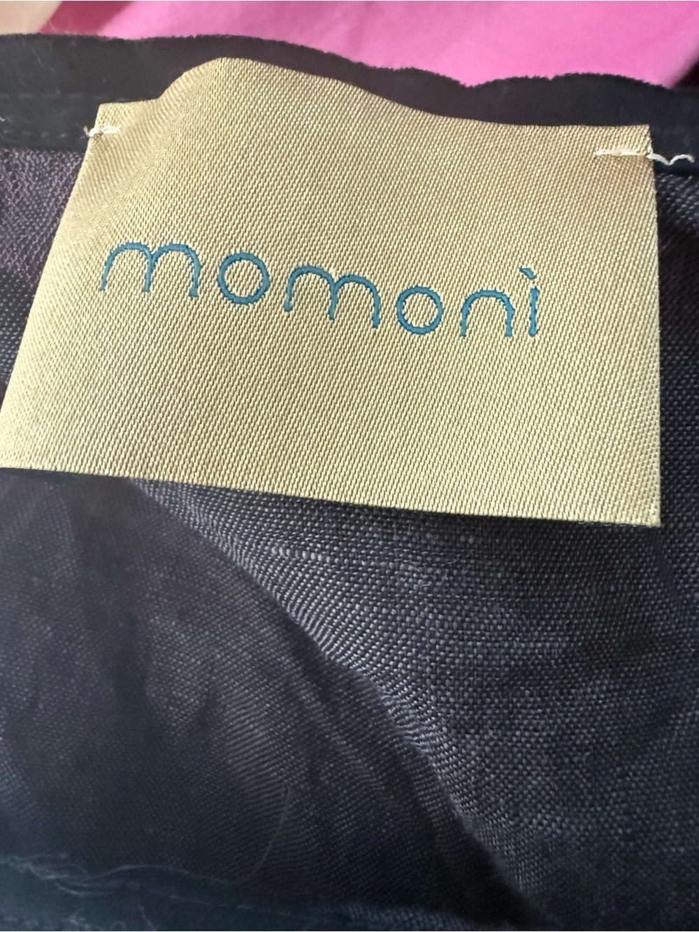 Momoni Sleeveless Black Linen Twist Shoulder Top - Picture 11 of 14